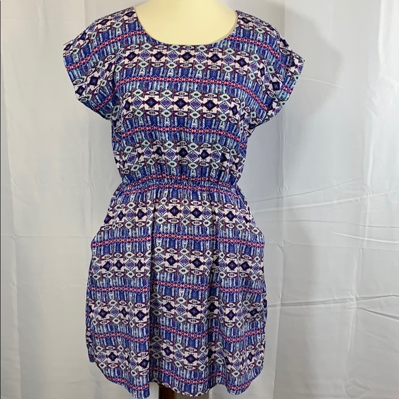 Pink Republic Dresses & Skirts - 🎉Pink Republic Dress with pockets capped sleeve